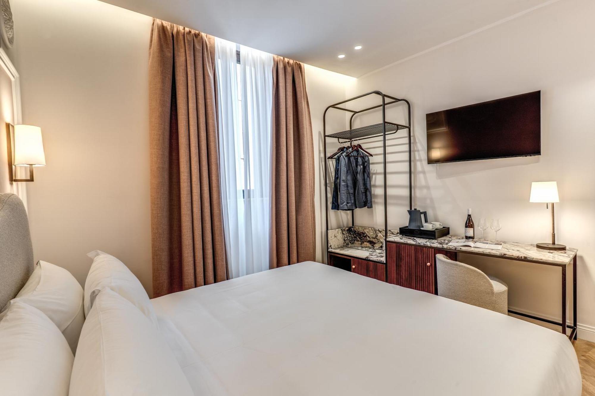 Hotel Fori Imperiali Rome Exterior photo