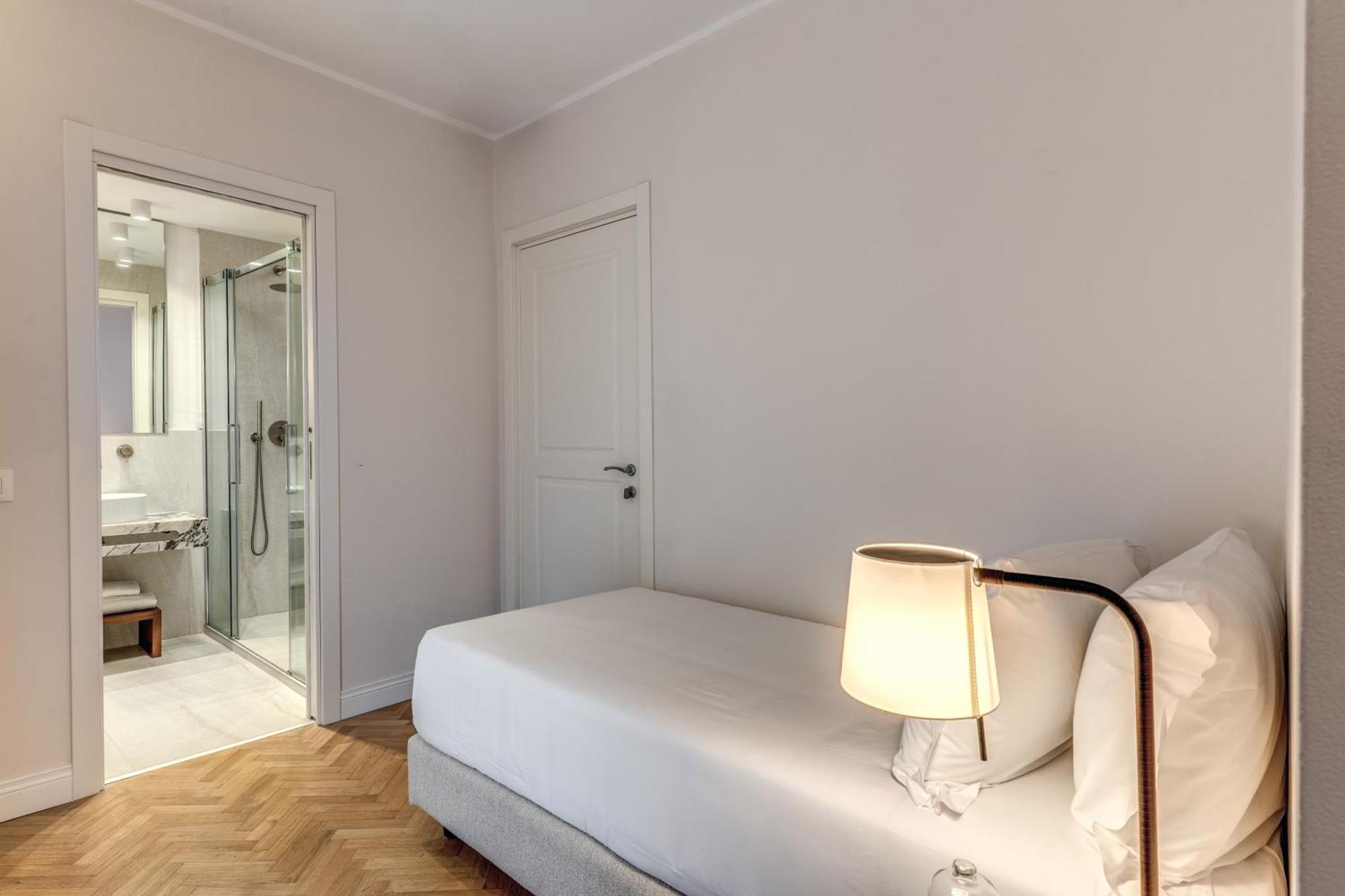 Hotel Fori Imperiali Rome Exterior photo